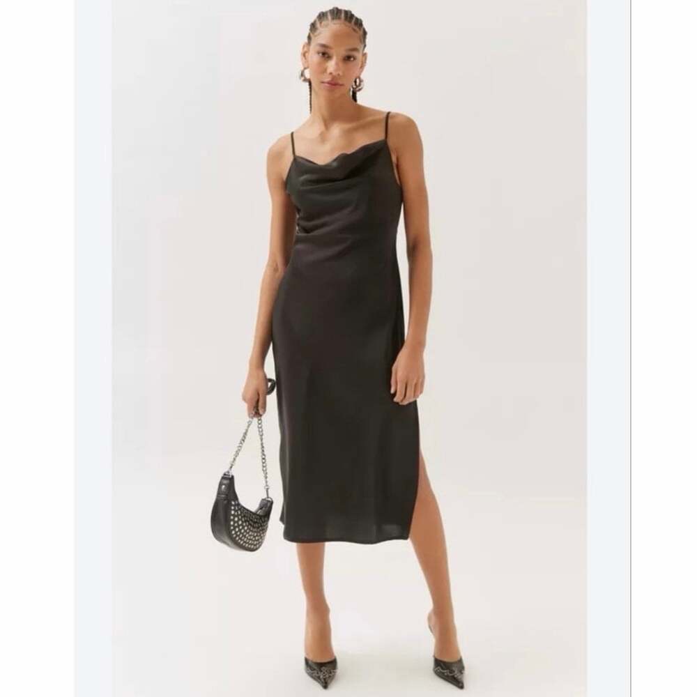 Urban Outfitters UO Mallory Cowl Neck Midi Slip Dress Black Satin Small
